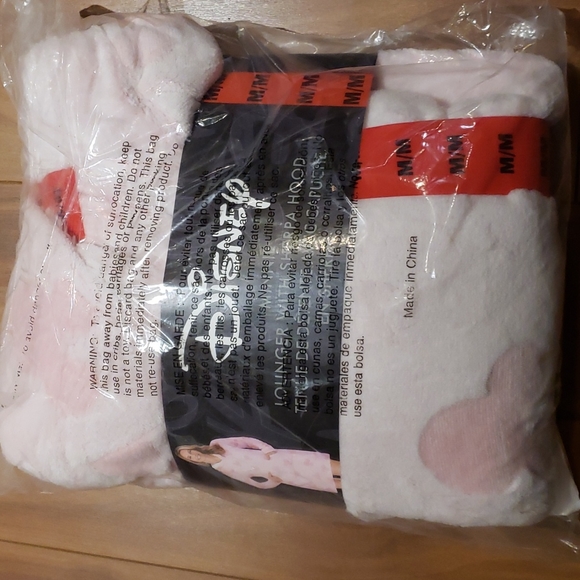 Nwt DISNEY minnie mouse lounger with sherpa hood - Picture 3 of 4